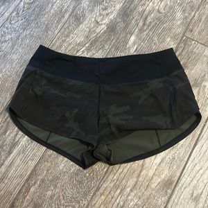 Lulu lemon 2.5” speed up